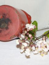 Ancien pot en tôle émaillée rouge