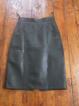 Jupe cuir mi-longue "Cuir 20 ans"
