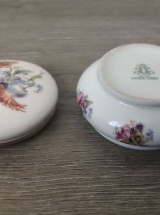 Bonbonnière en porcelaine, estampillé « Limoges France » 