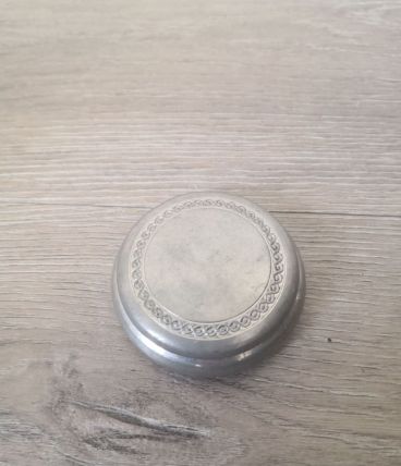 Boîte ronde en etain fin 95%