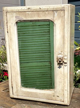 Armoire à pharmacie vintage en bois