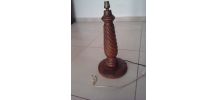 Pied de lampe en bois