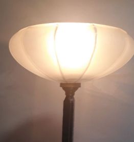 1 lampe en fer fogé de type calice 1930 28x18