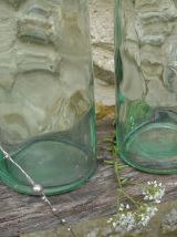 Duo de grandes bouteilles anciennes