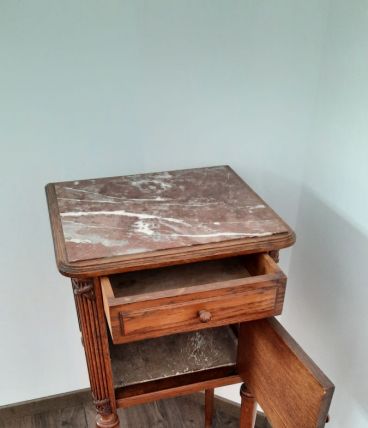 Table de chevet bois et marbre rose
