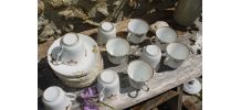 Service de 10 tasses à café et leurs soucoupes 