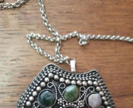 Collier vintage hippie 