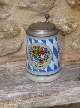 Ancienne chope à bière bavaroise en grès