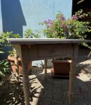 Table en bois ancienne