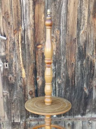 Ancien pied de lampe sur pied en bois 