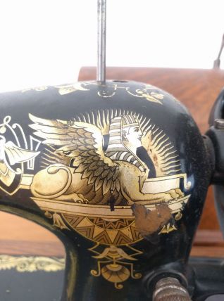 Magnifique machine à coudre Singer manuelle de 1911