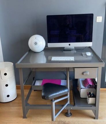 Bureau tri postal