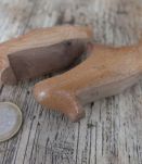 Paire de sabots en bois miniatures