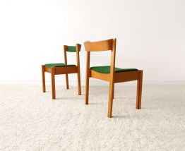 Lot de 4 chaises modernistes vintages