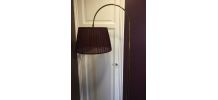 Lampadaire de sofa en laiton  réglage en hauteur 