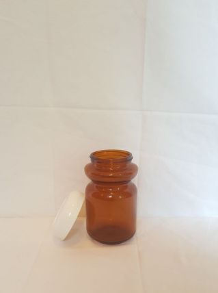 Pot à épices en verre ambré
