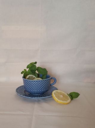 Tasse à thé de facture anglaise 