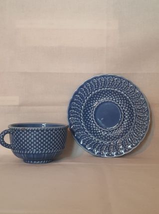 Tasse à thé de facture anglaise 