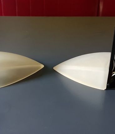 Paire d'appliques en verre sablé