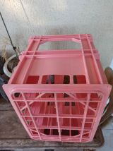 Caisse à bouteilles EVIAN si Pure si Légère