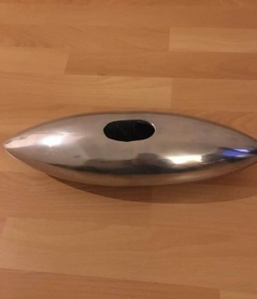 Vase argenté matière inconnue