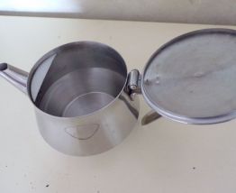 PICHET ou THEIERE  INOX