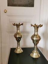 Paire de grand vases amphore en laiton massif