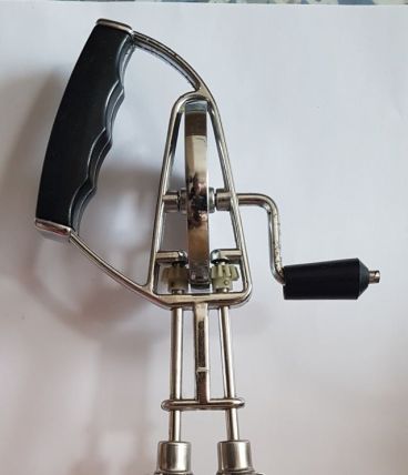 Fouet mécanique vintage des années 1970