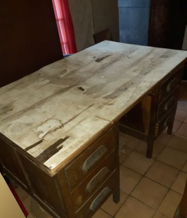 Ancien bureau americain