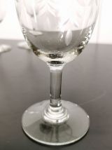 6 verres en cristal gravé