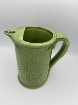 Pichet ancien en faïence verte  Arlésienne 
