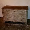 Ancienne commode patinée,  en noyer et pin , 3 grands tiroir