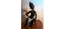 statuette platre 1950 a60 bon etat vue l age 