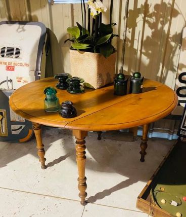 Table en bois massif