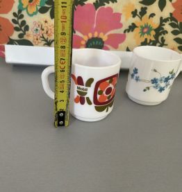 2 tasses vintage 