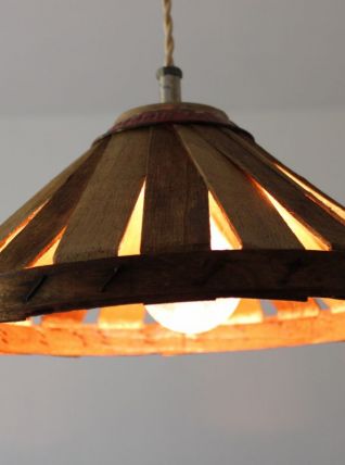 Suspension, luminaire en osier