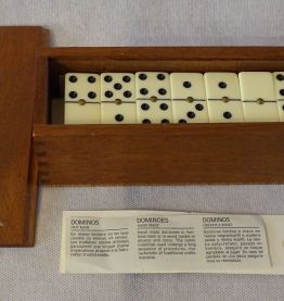 Jeu de dominos ancien