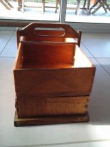Travailleuse en bois