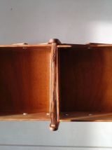 Travailleuse en bois