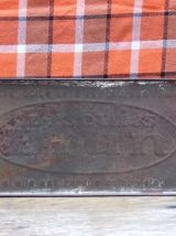 Boite en tôle lithographiée Biscuits Brun - 1930