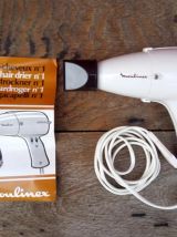 Sèche cheveux Moulinex dans sa boite d'origine 