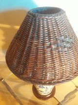 lampe  asiatique   peint a la main  fleur naive avec abajour
