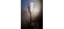 lampe pied laiton et bronze 1920 et opaline rose et blanche3