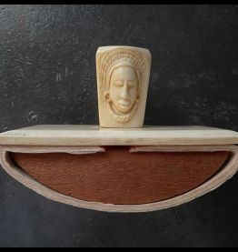 Tampon buvard à tête de femmes, en ivoire 1920/30.  (Ivoire 