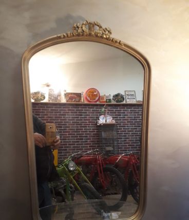 miroir  classic elégant  et epuré patiné  or  1970 en bonne 