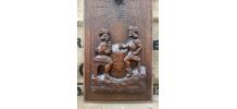 Ancien panneau en bois sculpté - Scène de taverne 