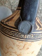 vase grec numeroté , reproduction fait  main