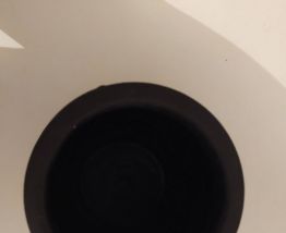 Vase en terre d'argile brute 