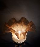 Grande lampe calice. Pied laiton et tulipe verre, 1930  styl