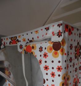 armoire a poupée